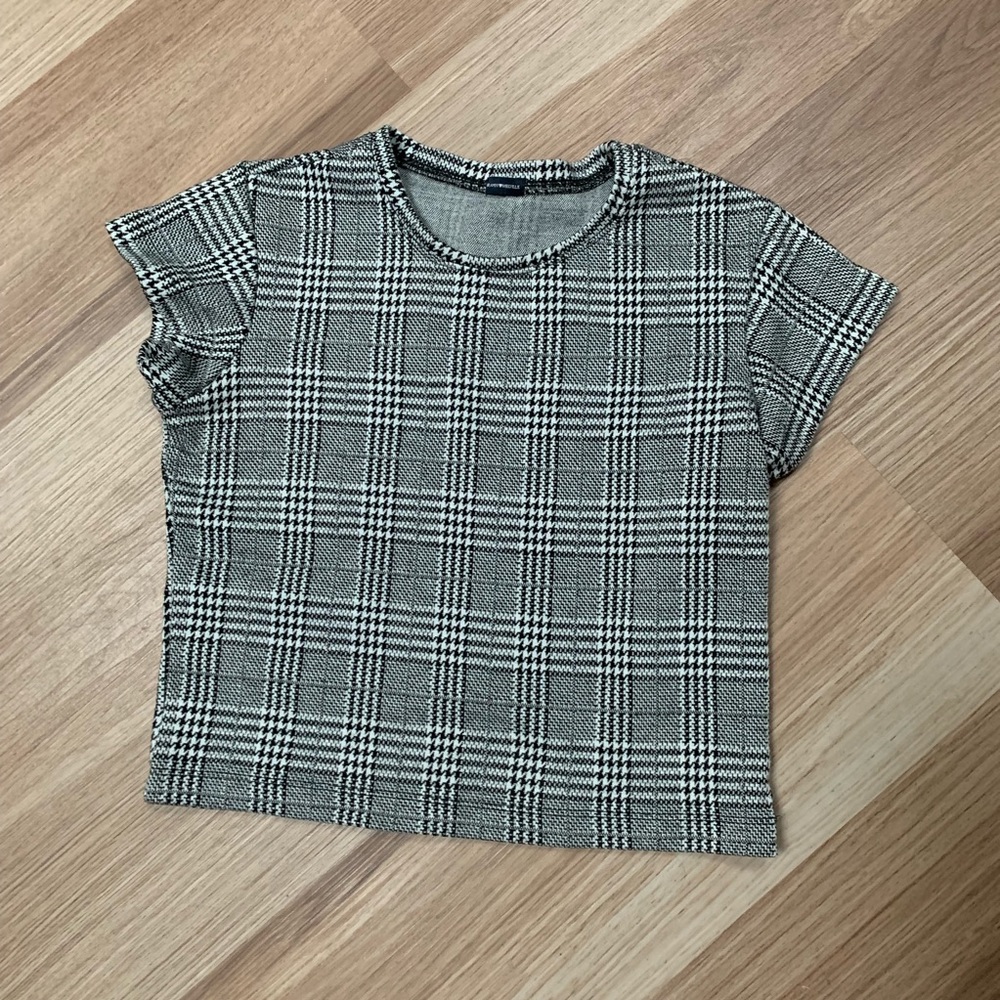 Brandy Melville crop top plaid